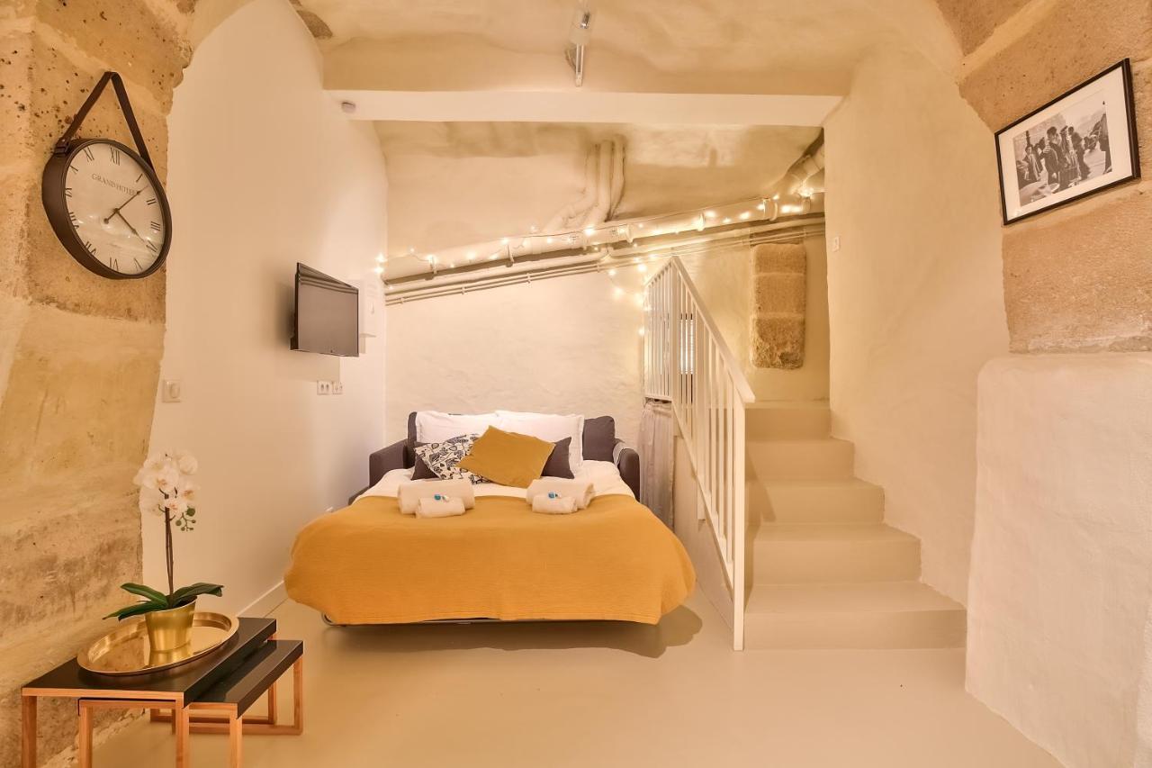 New Stunning 4 Bdrs Apt, With Ac - Le Marais ปารีส ภายนอก รูปภาพ